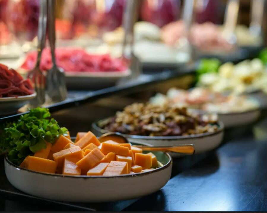 FOOD SERVICE